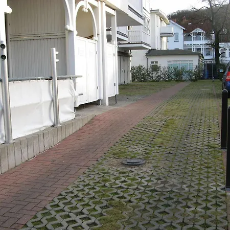 Laetitia 8 Apartment Binz